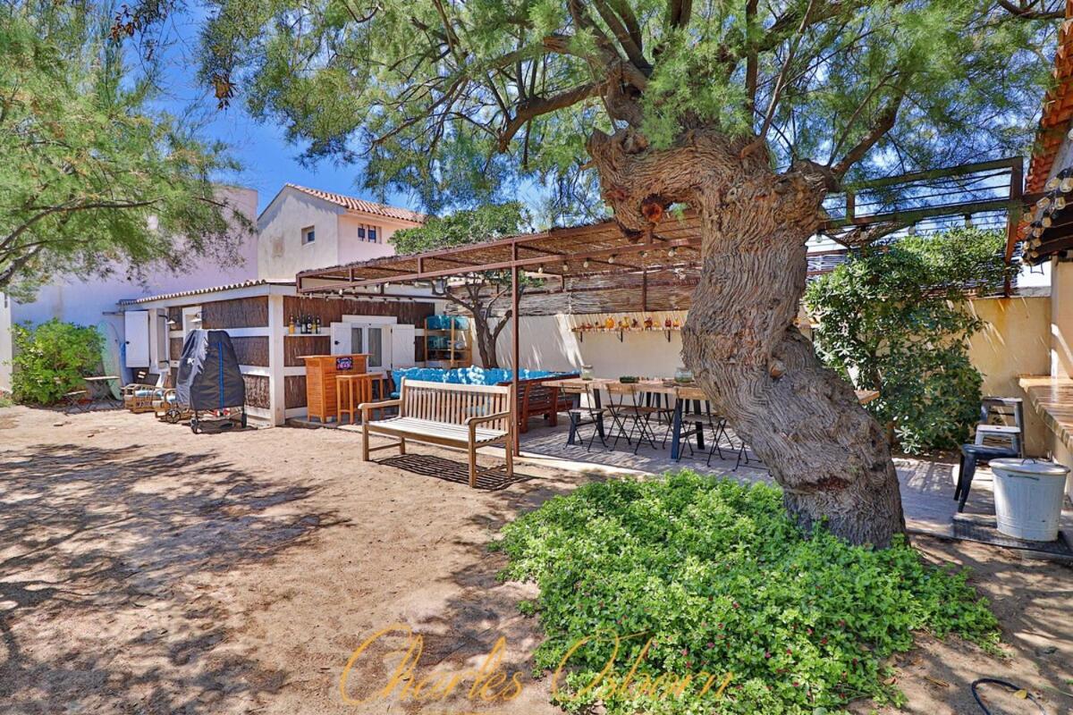 Villa Des Tamaris, Villa 5* En Bord De Mer. Фронтиньян Экстерьер фото